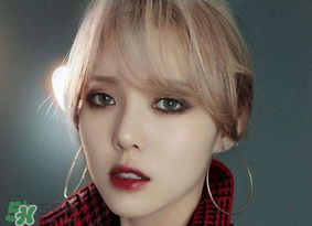 桑葚能染頭發(fā)嗎？桑葚染發(fā)劑自制