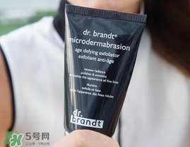 dr.brandt柏瑞特微晶磨砂膏怎么用？柏瑞特微晶磨砂膏用法