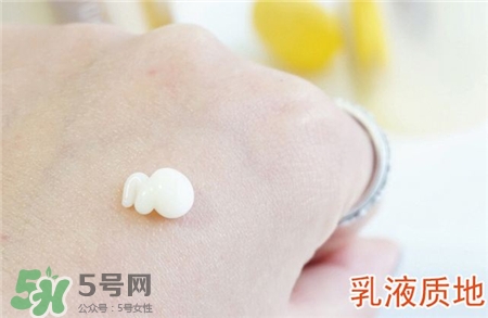 aqutop金蠶絲多肽套裝好用嗎?aqutop金蠶絲多肽怎么樣? aqutop金蠶絲多肽套裝好用嗎?aqutop金蠶絲多肽怎么樣?