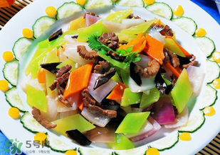 洋蔥和胡蘿卜能一起吃嗎？洋蔥和胡蘿卜可以一起炒嗎？