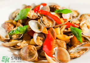 花甲怎么炒才開口？炒花甲為什么不開口？