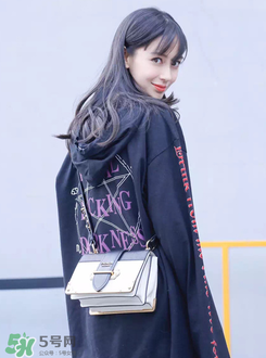 prada cahier正品多少錢(qián)？prada cahier專(zhuān)柜價(jià)格