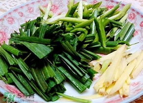 川菜中蒜苗回鍋肉怎么做？蒜苗回鍋肉的做法