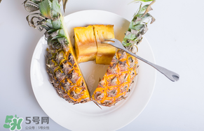 花甲和菠蘿能同吃嗎？吃完花甲能吃菠蘿嗎？