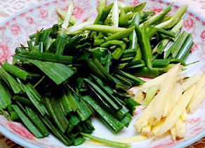 蒜苗是辛辣食物嗎？蒜苗屬于辛辣食物嗎