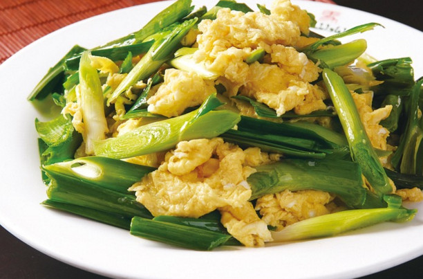 蒜苗是發(fā)物嗎？蒜苗是不是發(fā)物