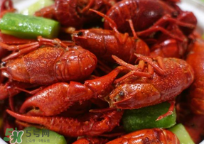 龍蝦變黑了還能吃嗎？龍蝦頭變黑了還能吃嗎？