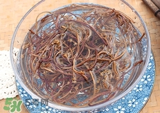 蕨菜要剝皮嗎?蕨菜要撕皮嗎? 蕨菜要剝皮嗎?蕨菜要撕皮嗎?