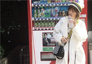 off white夾子包正品多少錢？off white夾子包專柜價(jià)格