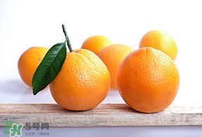 皮皮蝦和橙子能一起吃嗎？吃完皮皮蝦能吃橙子嗎？