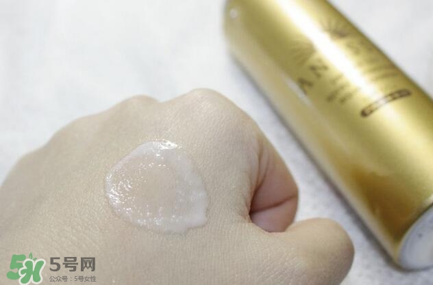 安耐曬噴霧可以帶上飛機(jī)嗎？安耐曬防曬噴霧可以托運(yùn)嗎？