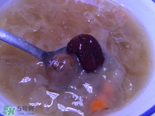 來(lái)月經(jīng)想睡覺(jué)是咋回事？為什么月經(jīng)期間很困