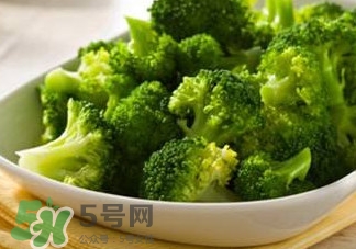 西蘭花焯水用冷水還是熱水？西蘭花焯水多久