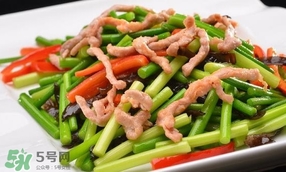 蒜苔炒肉怎么做才好吃？蒜苔炒肉的做法