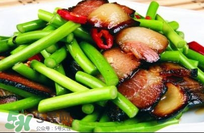 蒜苔是辛辣食物嗎？蒜苔算辛辣食物嗎