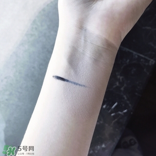 混干痘皮用什么粉底液 混干痘皮粉底液推薦 混干痘皮用什么粉底液 混干痘皮粉底液推薦