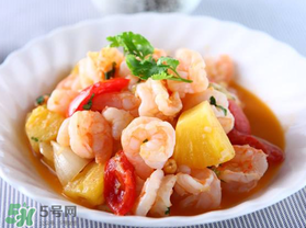 蝦爬子能和菠蘿一起吃嗎？菠蘿和蝦爬子能同時(shí)吃嗎？