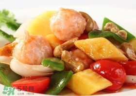 蝦爬子能和菠蘿一起吃嗎？菠蘿和蝦爬子能同時(shí)吃嗎？