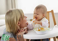 寶寶輔食要加鹽嗎？寶寶輔食能不能加鹽？