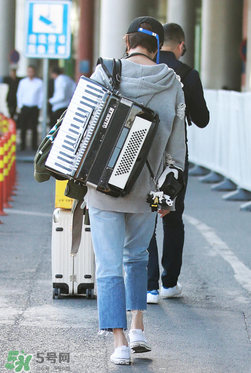 王珞丹棒球帽是什么牌子？peaceminusone棒球帽怎么樣？