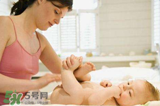 嬰兒濕巾哪種好？嬰兒濕巾哪個(gè)牌子好？