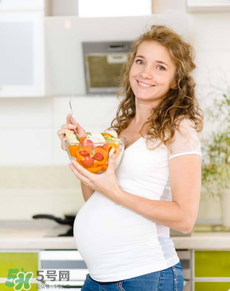 孕婦怎么樣選擇合適的鞋子？孕婦鞋穿什么樣的比較好？