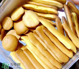 適合寶寶吃的小餅干怎么做？寶寶能吃的小餅干怎么做？