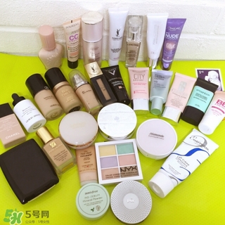 夏天混油皮用什么粉底液？混油皮夏天用什么粉底