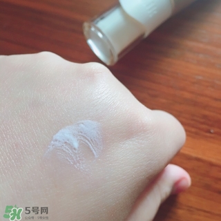 資生堂悅薇和怡麗絲爾哪個(gè)好？資生堂悅薇和怡麗絲爾對(duì)比