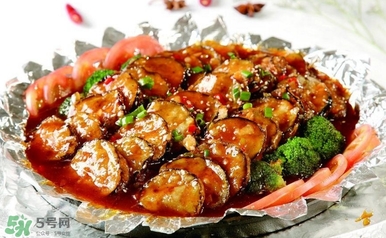 如何炒茄子不黑？怎么炒茄子不黑