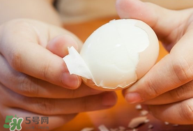 蝦爬子能和雞蛋一起吃嗎？蝦爬子和雞蛋能同吃嗎？