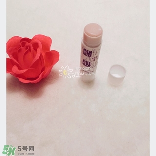 藍(lán)紫根去法令紋有用嗎？藍(lán)紫根法令紋棒可以去法令紋嗎？