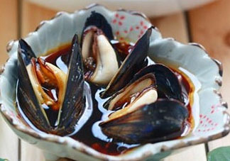 海虹里面的黑包能吃嗎？海虹里面的黑的能吃嗎？