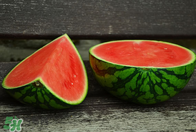 蝦爬子和西瓜一起吃嗎？吃完蝦爬子能吃西瓜嗎？