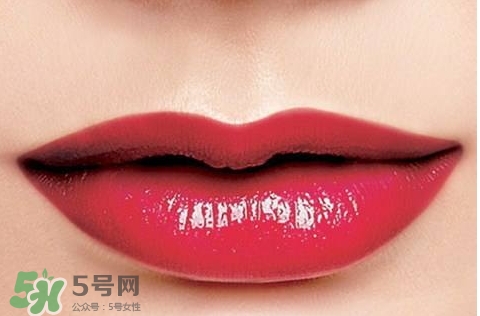 漂唇后嘴唇發(fā)黑怎么回事？漂唇后嘴唇發(fā)黑怎么辦？