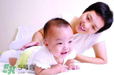 寶寶嗓子啞了該怎么辦？寶寶嗓子護(hù)養(yǎng)怎么做？