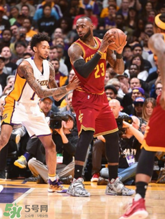 nike lebron 14怎么樣？耐克lebron 14測(cè)評(píng)