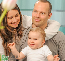 孩子長(zhǎng)的像爹還是像媽？遺傳學(xué)解釋孩子的長(zhǎng)相遺傳