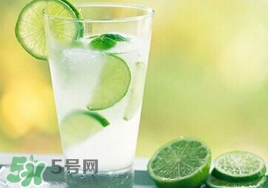 檸檬水什么時候喝最好？檸檬水什么時間喝最好