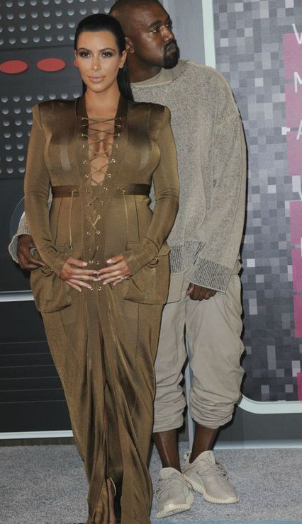 椰子鞋怎么搭配？椰子鞋搭配衣服圖片