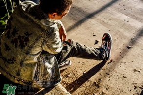 amac customs與vans高定鞋子多少錢？