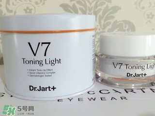 蒂佳婷素顏霜孕婦可以用嗎？v7素顏霜孕婦可以用嗎