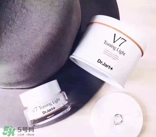 蒂佳婷素顏霜怎么樣？蒂佳婷素顏霜好用嗎