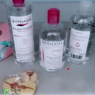 蓓昂斯和卸妝皇后哪個(gè)好？蓓昂斯卸妝水和日本皇后卸妝水對(duì)比