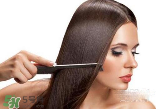 發(fā)膜能當護膚素用嗎？發(fā)膜和護發(fā)素哪個先用？