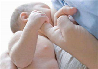 正常母乳是什么顏色？什么顏色的母乳營(yíng)養(yǎng)高？