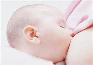 我的奶水發(fā)黃是怎么回事？ 哺乳期奶水發(fā)黃還可以喂奶嗎？