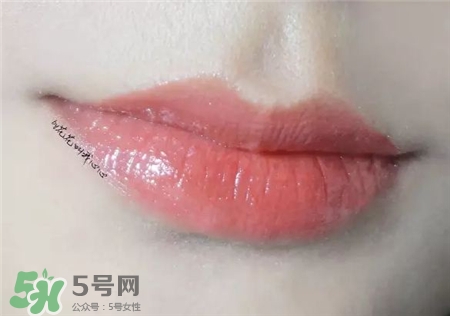 ysl限量吉他金管唇釉 ysl吉他限量唇釉試色 ysl限量吉他金管唇釉 ysl吉他限量唇釉試色