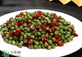 豌豆和牛肉能一起吃嗎？豌豆能和牛肉一起吃嗎？