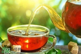 夏天喝什么茶去火？夏天喝什么茶清火